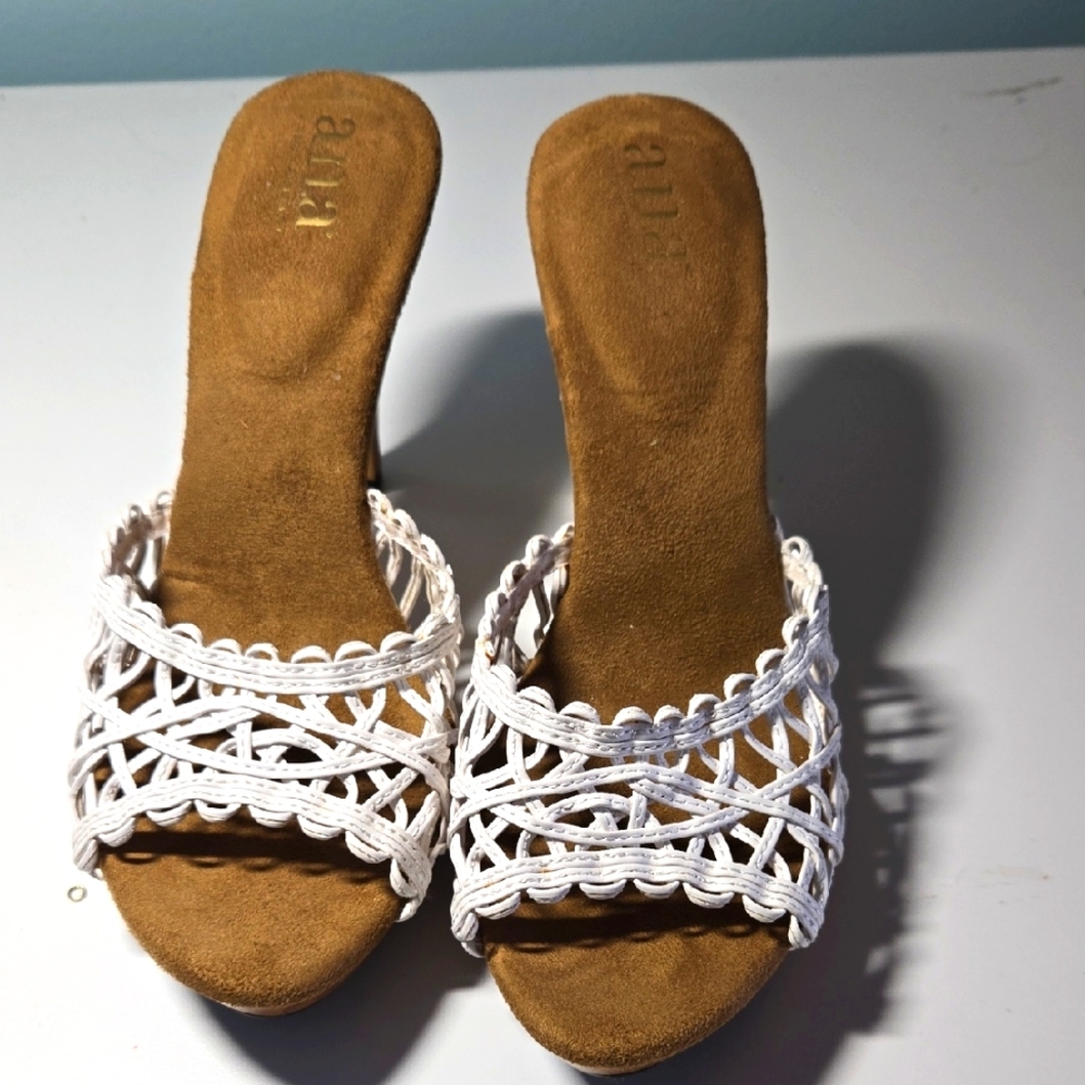 ANA White Sandals 8M